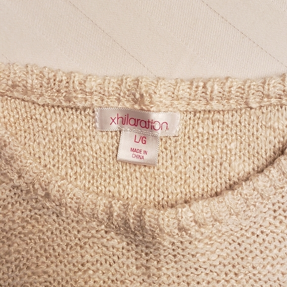 Lite and Airy Knit Top, Size L - Picture 5 of 9